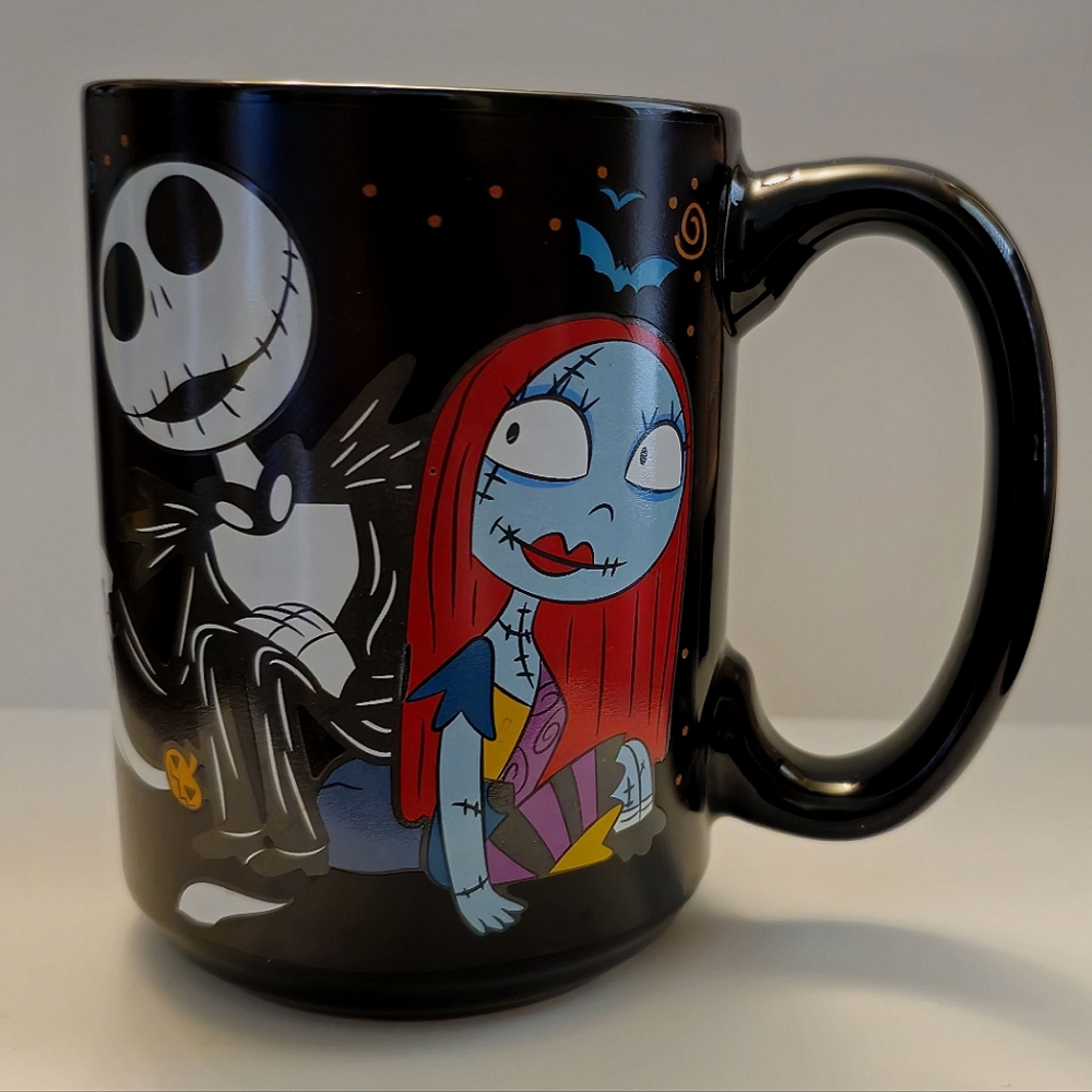 ZAKI Designs The Nightmare Before Christmas 15oz Color Change Mug